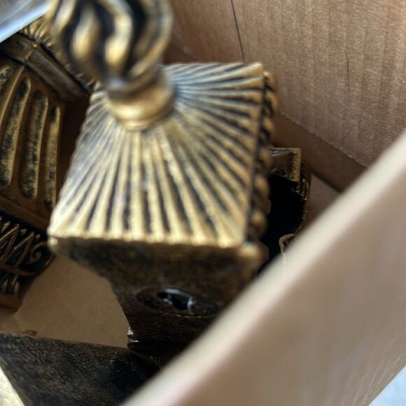 High End Ornate Corbels (6) - Picture 6 of 7